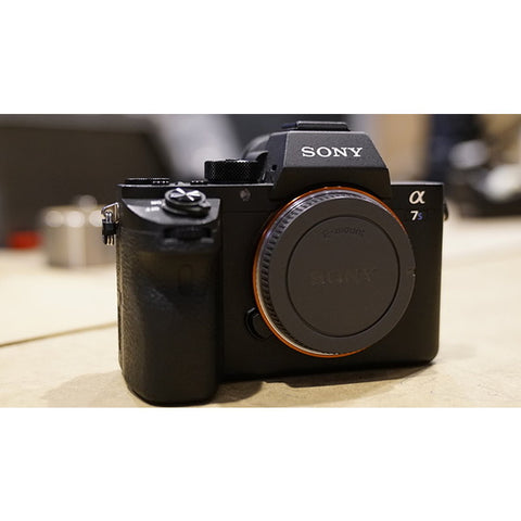 Rent Sony A7SII