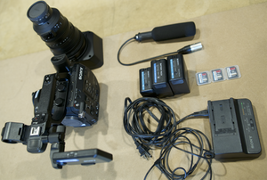 Rent PXWFS5 Basic Kit w/ 18-110 Lens